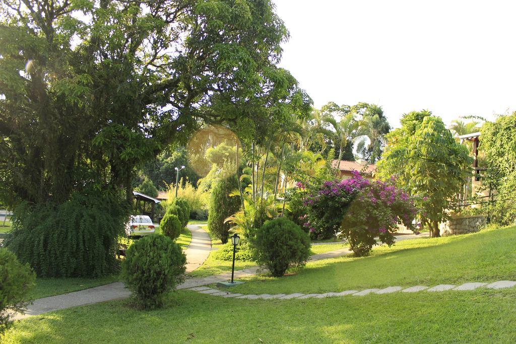 Vale Do Sonho Hotel Guararema Exteriör bild